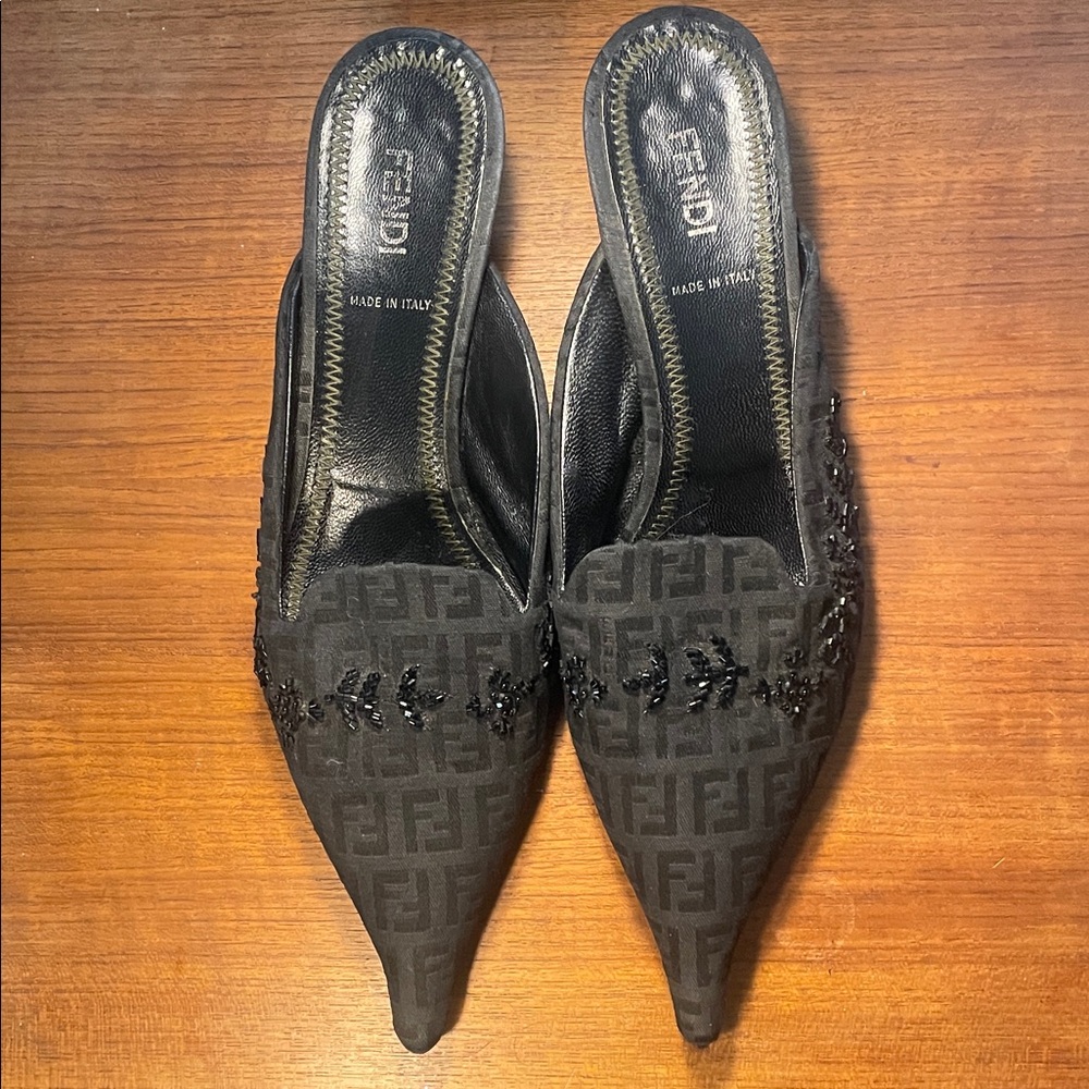 Fendi Black Zucca Monogram Material W Black Beads Made in Italy 39.5 size